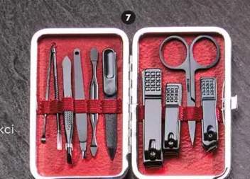 zestaw do manicure
