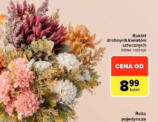 Bukiet drobnych kwiatów sztucznych