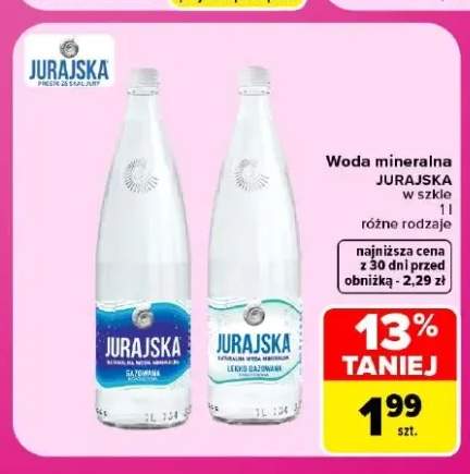 Woda mineralna Jurajska w szkle